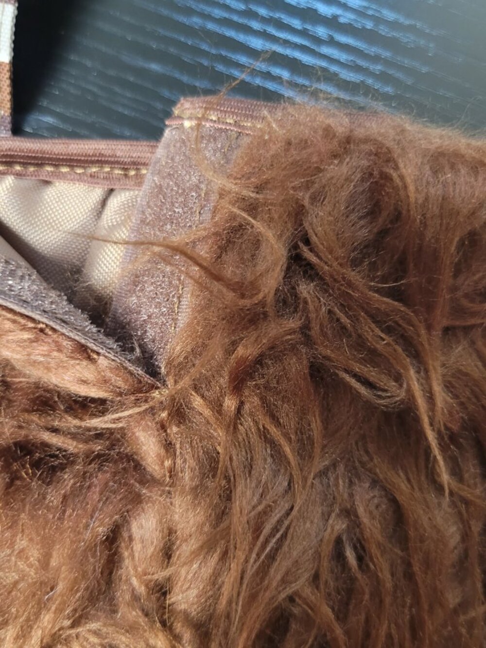 Star Wars Chewbacca Bottle Cooler Crossbody Sling Faux Fur Drink Holder NWT - Picture 6 of 7